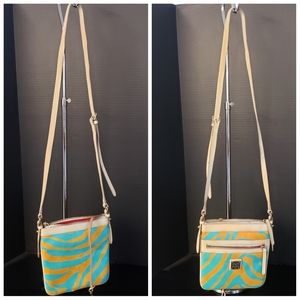 Dooney & Bourke crossbody bag $18